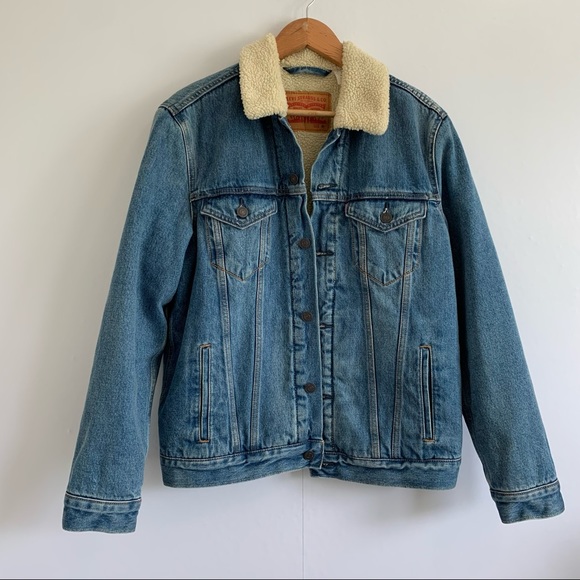 levi's youngstown sherpa trucker jacket